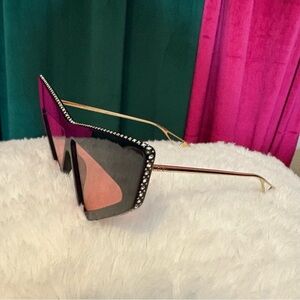 GUCCI Crystal Wing Sunglasses—GG0430S NWT
